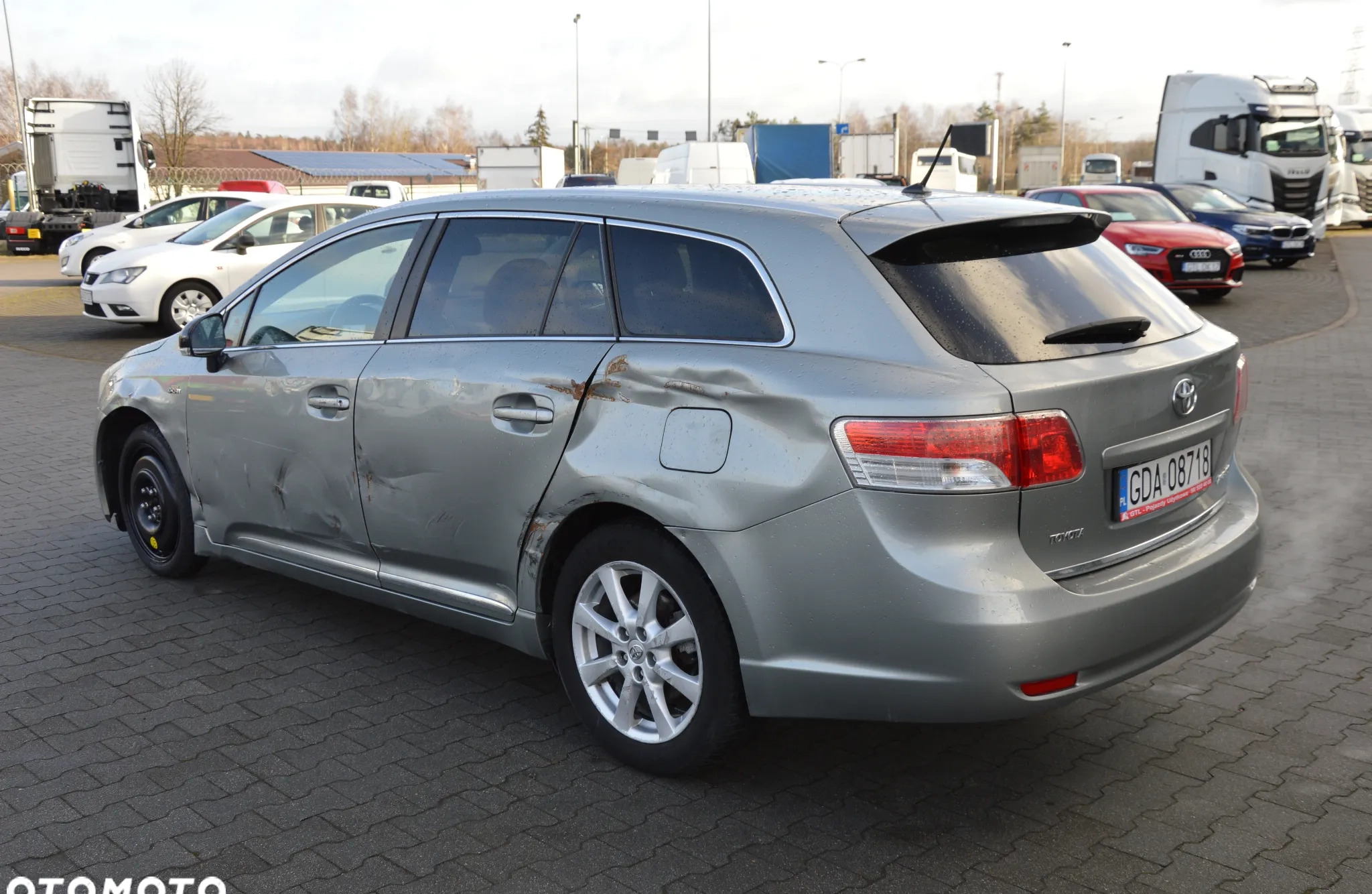 Toyota Avensis cena 10455 przebieg: 302365, rok produkcji 2010 z Chocz małe 254